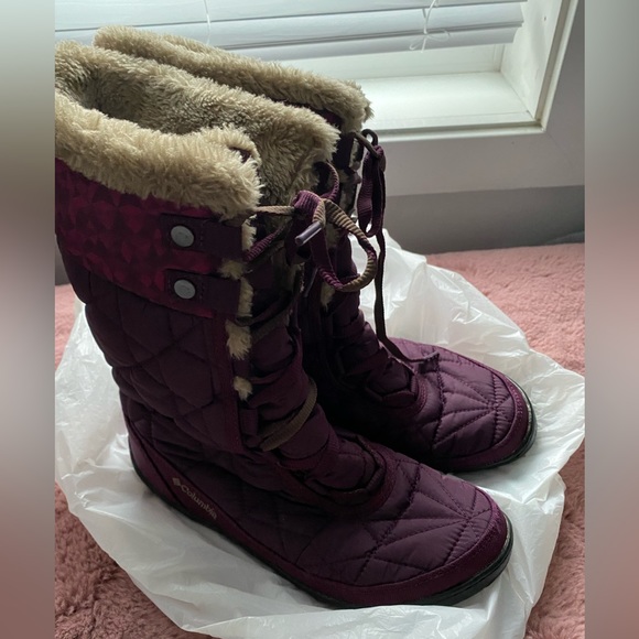 Columbia lined and waterproof winter boots - Picture 2 of 10